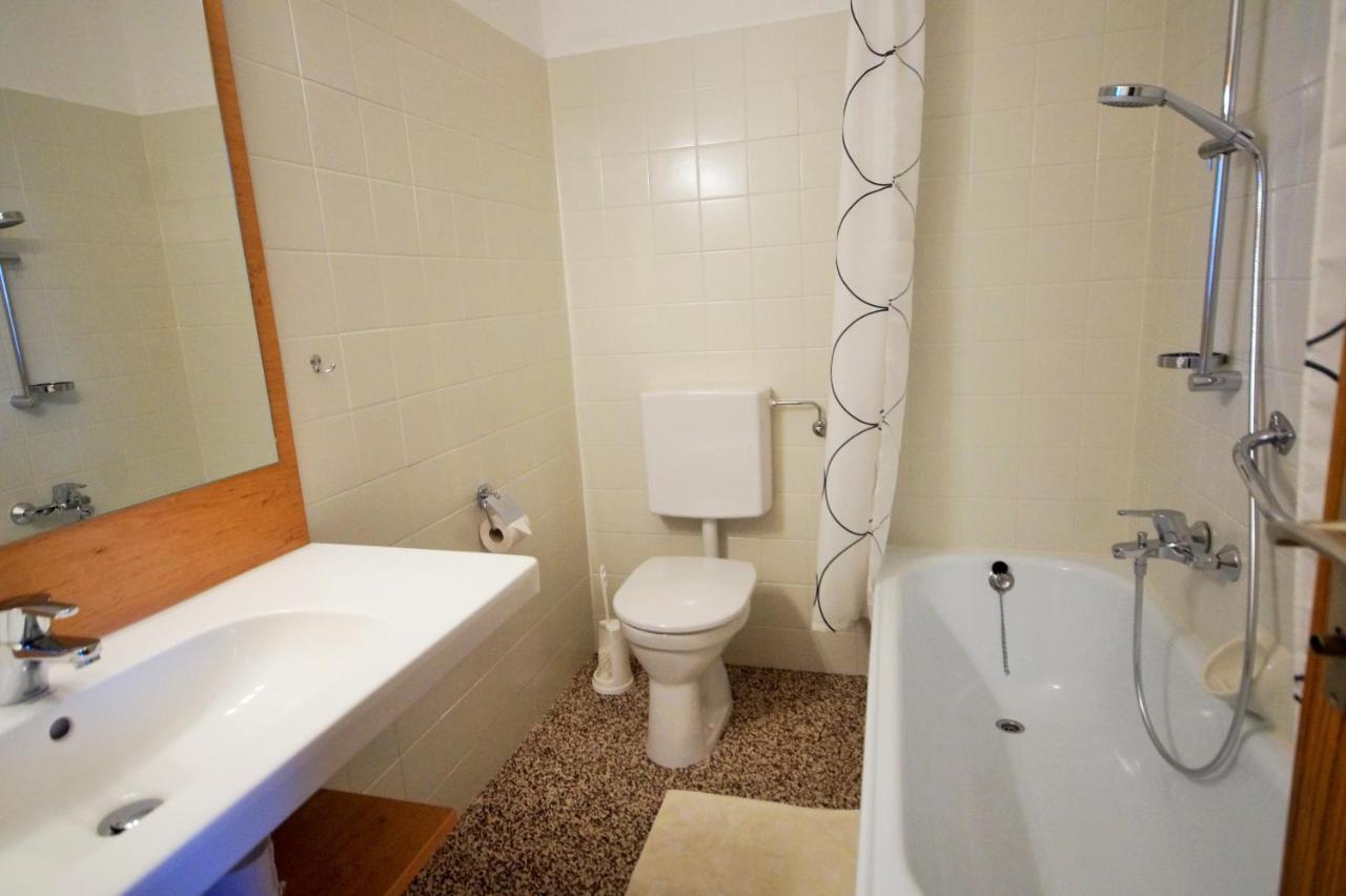 Seegasthof Zur Landeroith ワイレック エクステリア 写真